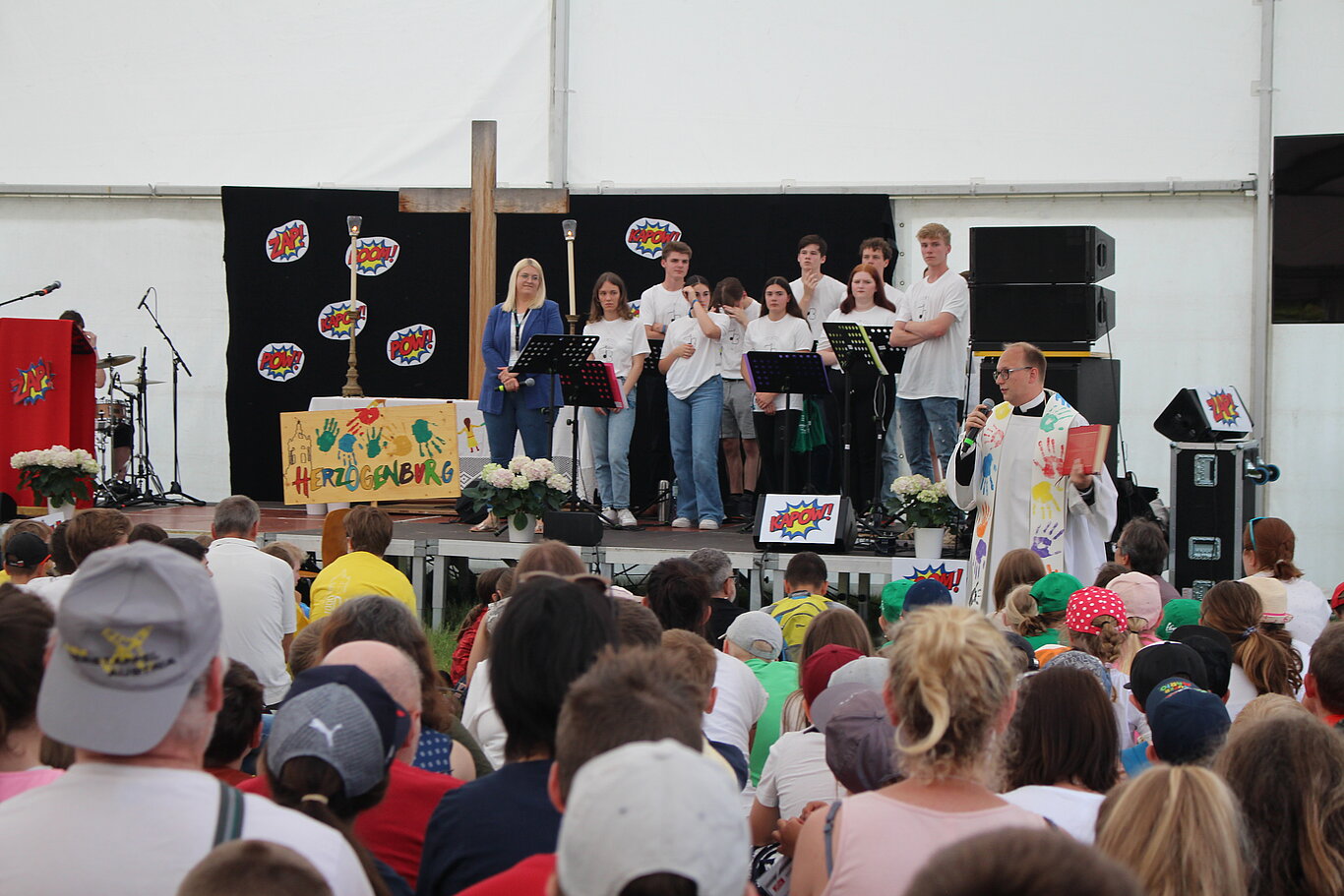 Chor bei Messe, Minitag 2022